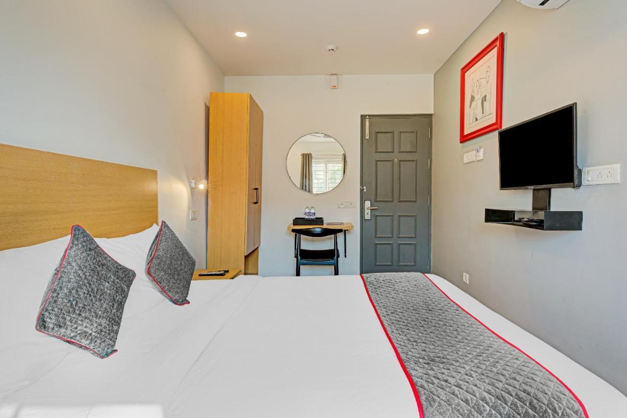 Oyo Townhouse 74871 Thoraipakkam Hotel เชนไน ภายนอก รูปภาพ