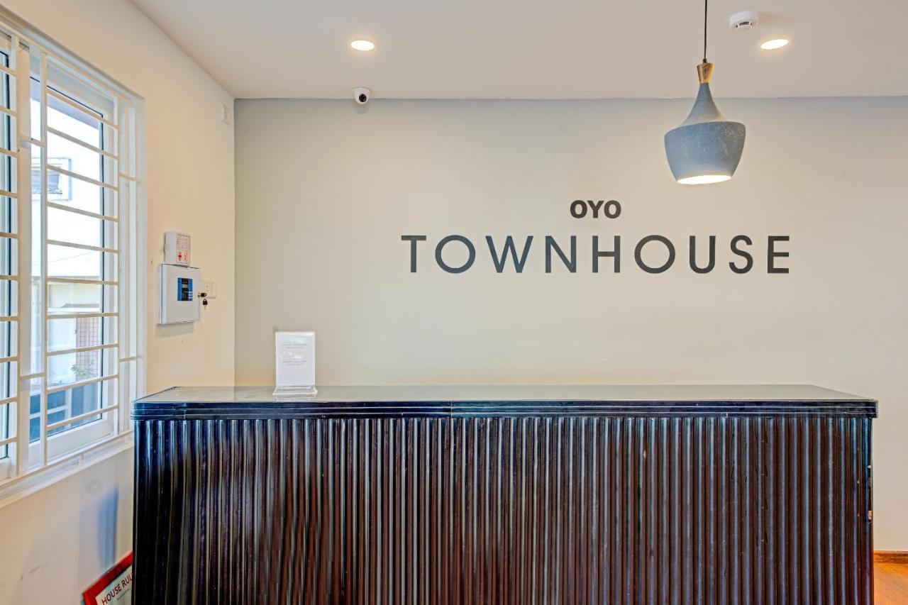 Oyo Townhouse 74871 Thoraipakkam Hotel เชนไน ภายนอก รูปภาพ