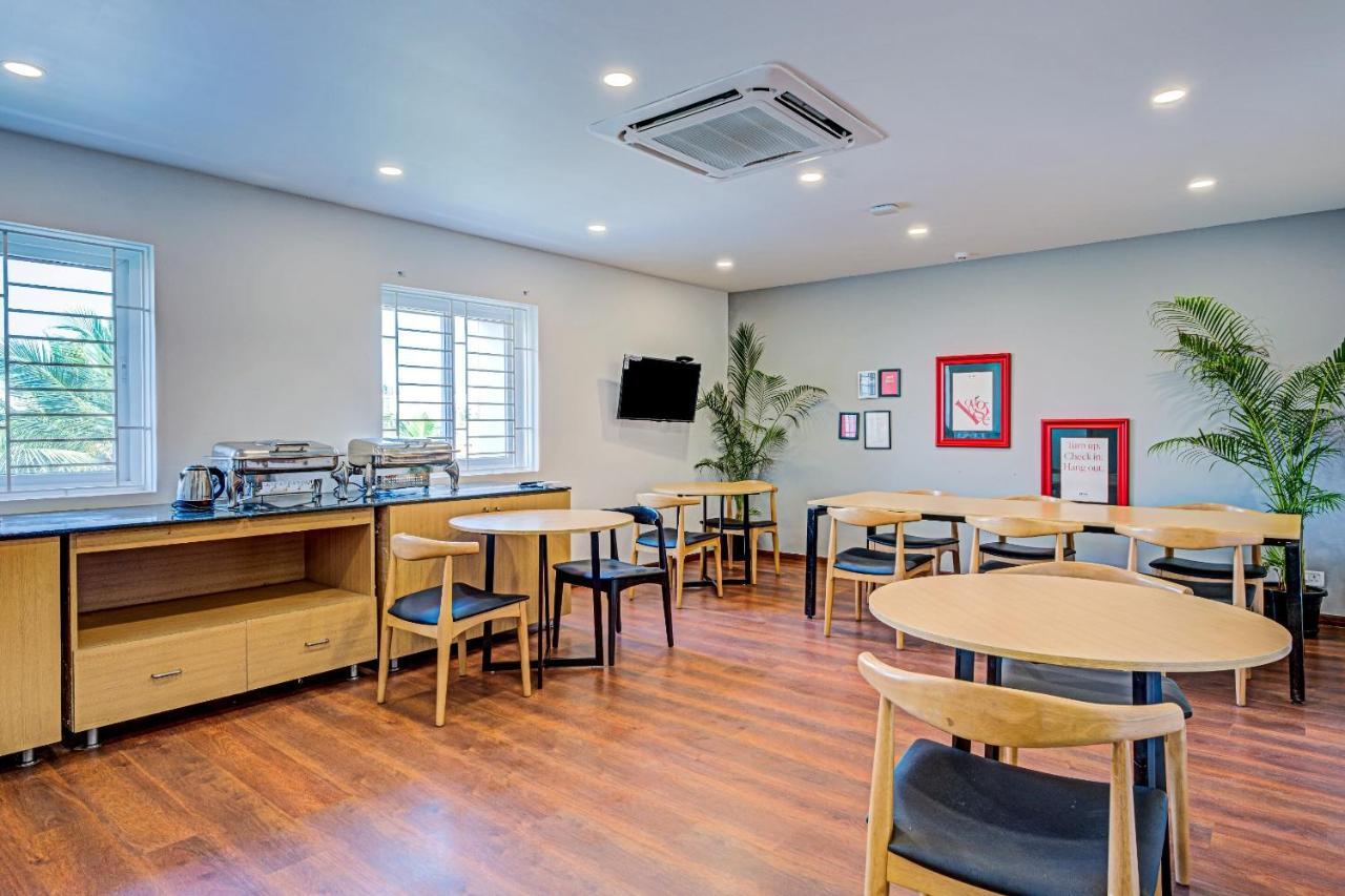 Oyo Townhouse 74871 Thoraipakkam Hotel เชนไน ภายนอก รูปภาพ