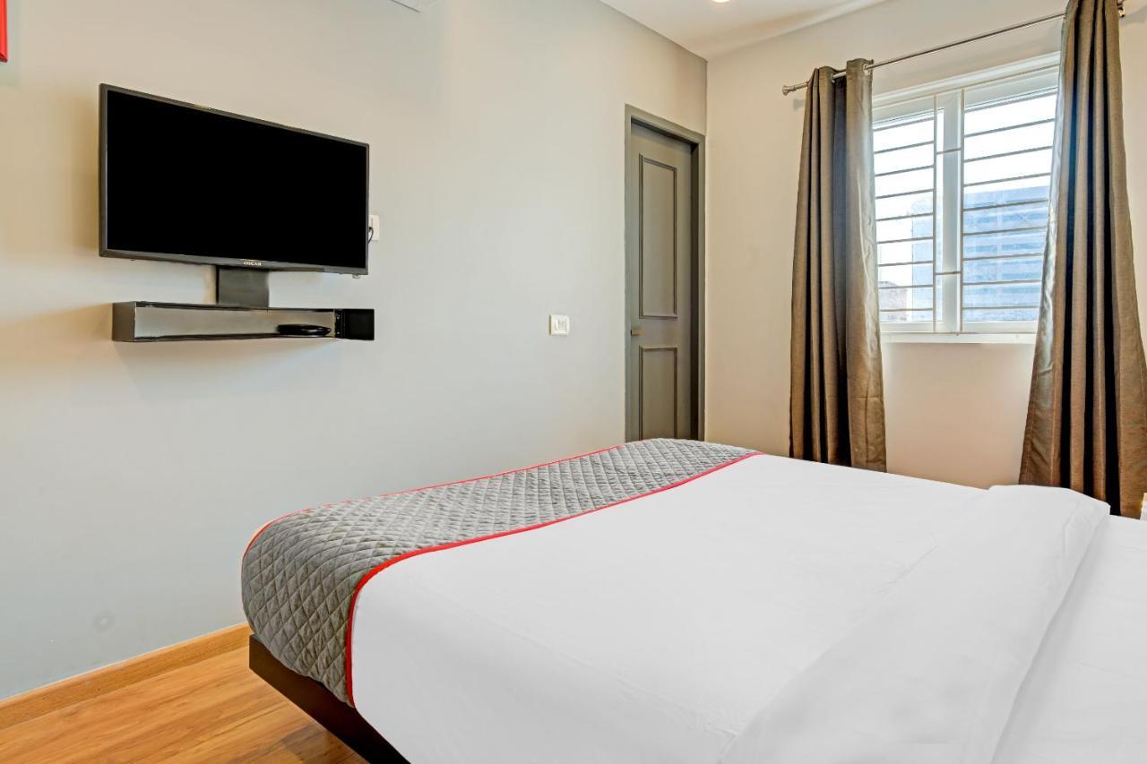 Oyo Townhouse 74871 Thoraipakkam Hotel เชนไน ภายนอก รูปภาพ